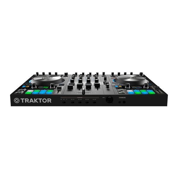 NATIVE INSTRUMENTS Traktor Kontrol S4 MK3